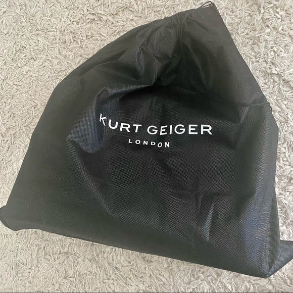 Kurt Geiger XXL Kensington Soft XXL Quilted Bag - Picture 7 of 11